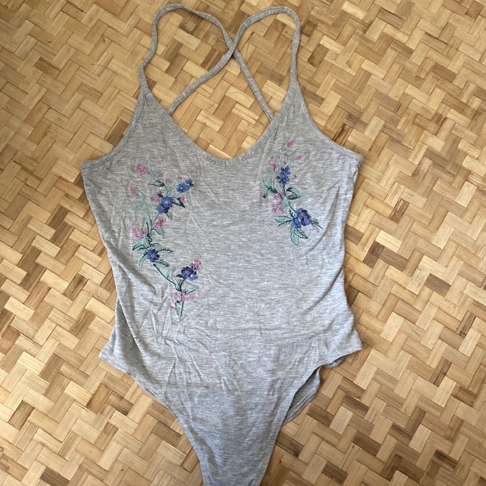American Eagle Floral Stitched Bodysuit Size M